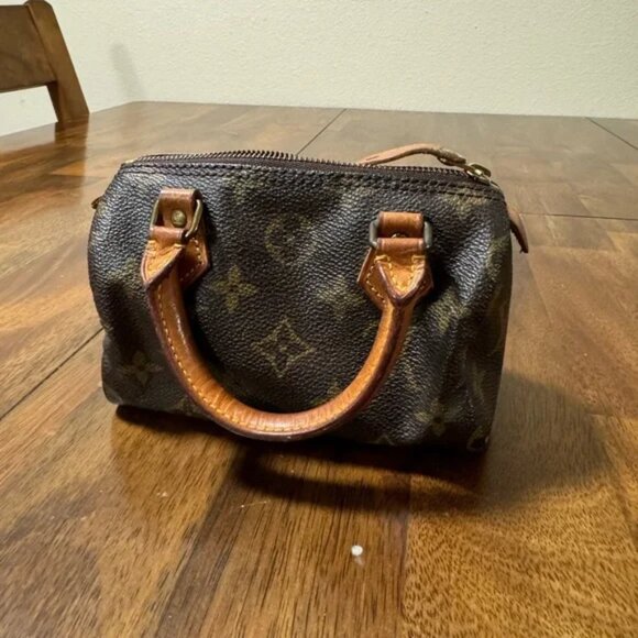 Louis Vuitton Mini Speedy - Picture 8 of 9